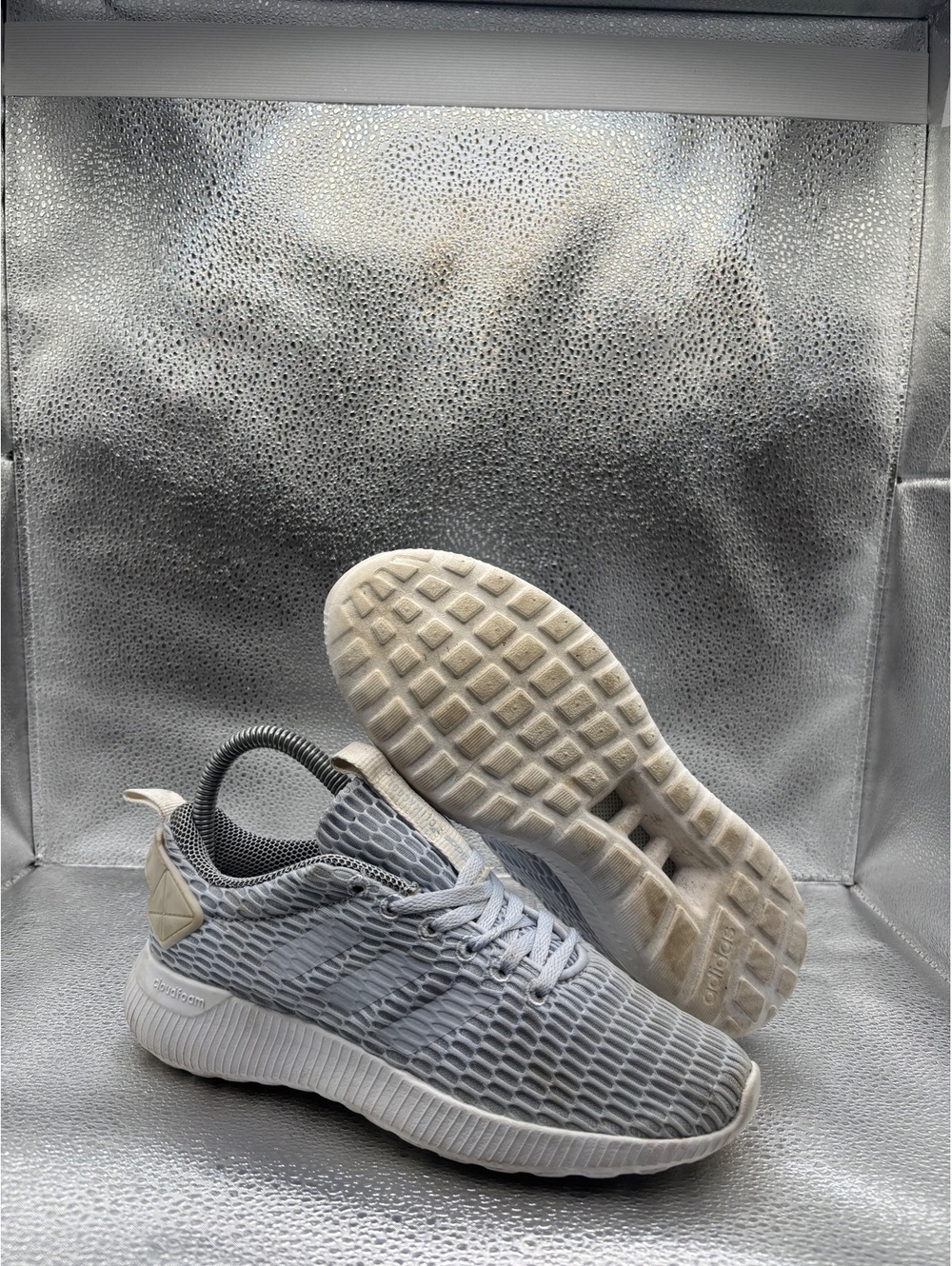 Adidas cloud foam white grey